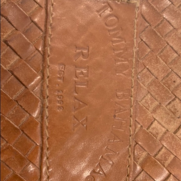 Tommy Bahama Sandals